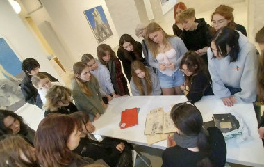 Žiaci odboru Konzervátorstvo a reštaurátorstvo na výstavách v Soge a v Nedbalke